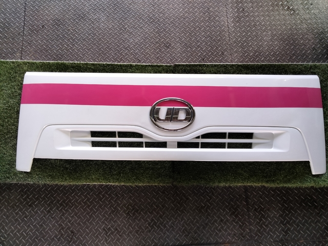 中古トラック部品 フロントパネル (フロントパネル/フロントリッド