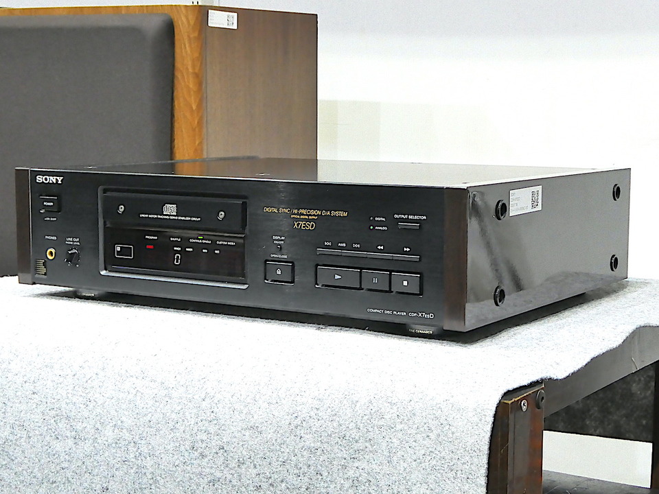 CDP-X7ESD SONY - HiFi-Do McIntosh/JBL/audio-technica/Jeff Rowland