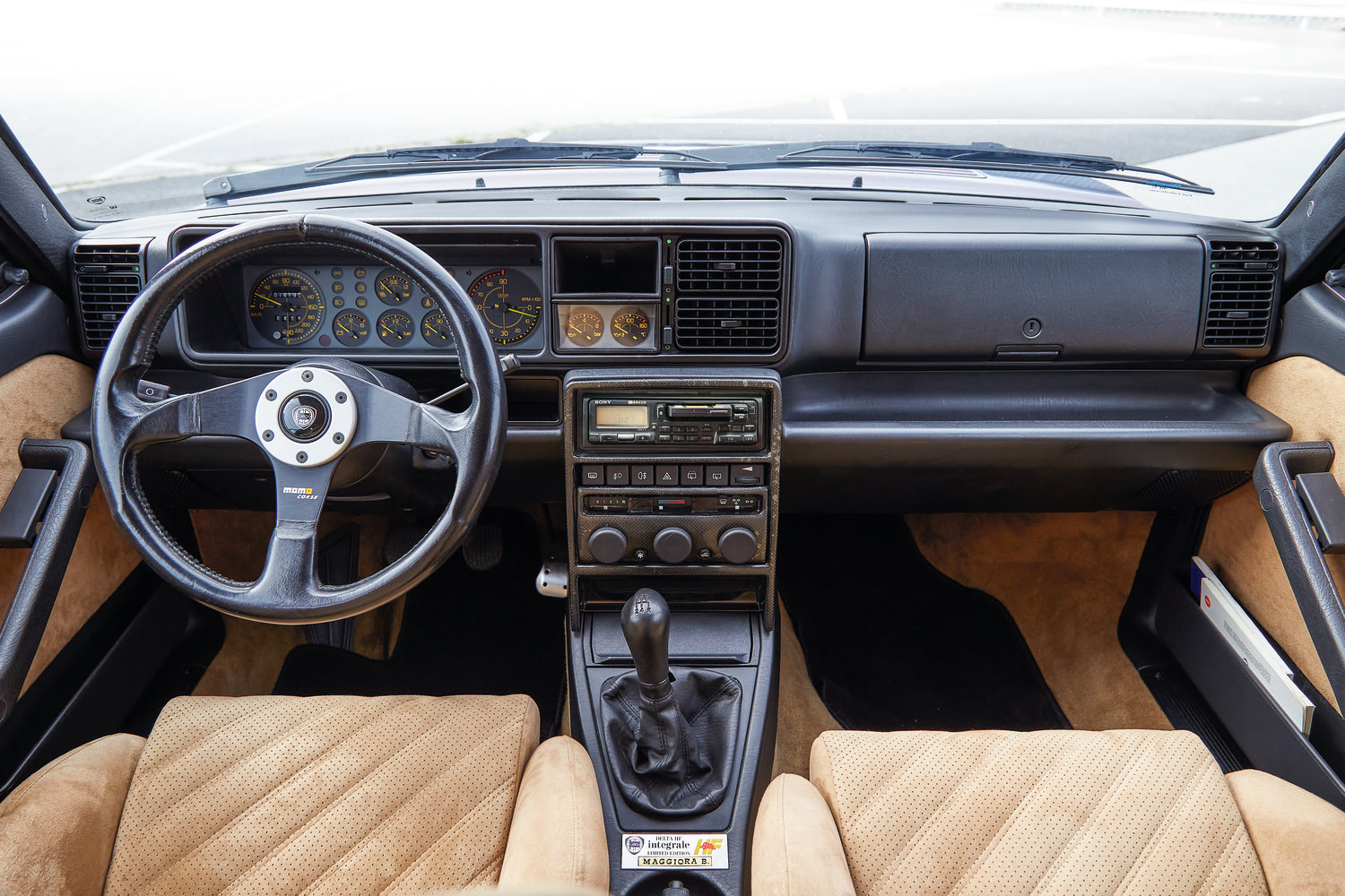 ランチアファン羨望の的、幻のランチアデルタインテグラーレ | octane