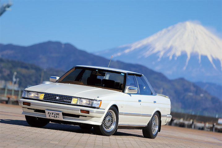 ディーラーで新古車のような状態のクルマが見つかったんです」マークⅡ