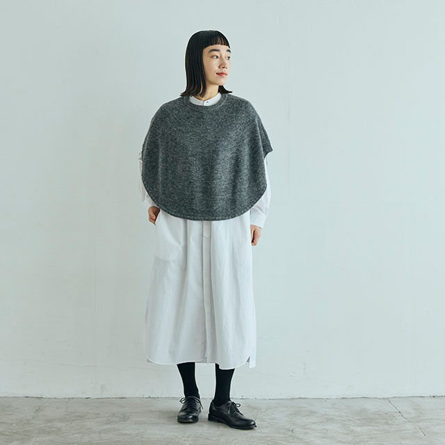 重ね着するポンチョケープ｜衣料品｜中川政七商店 公式サイト