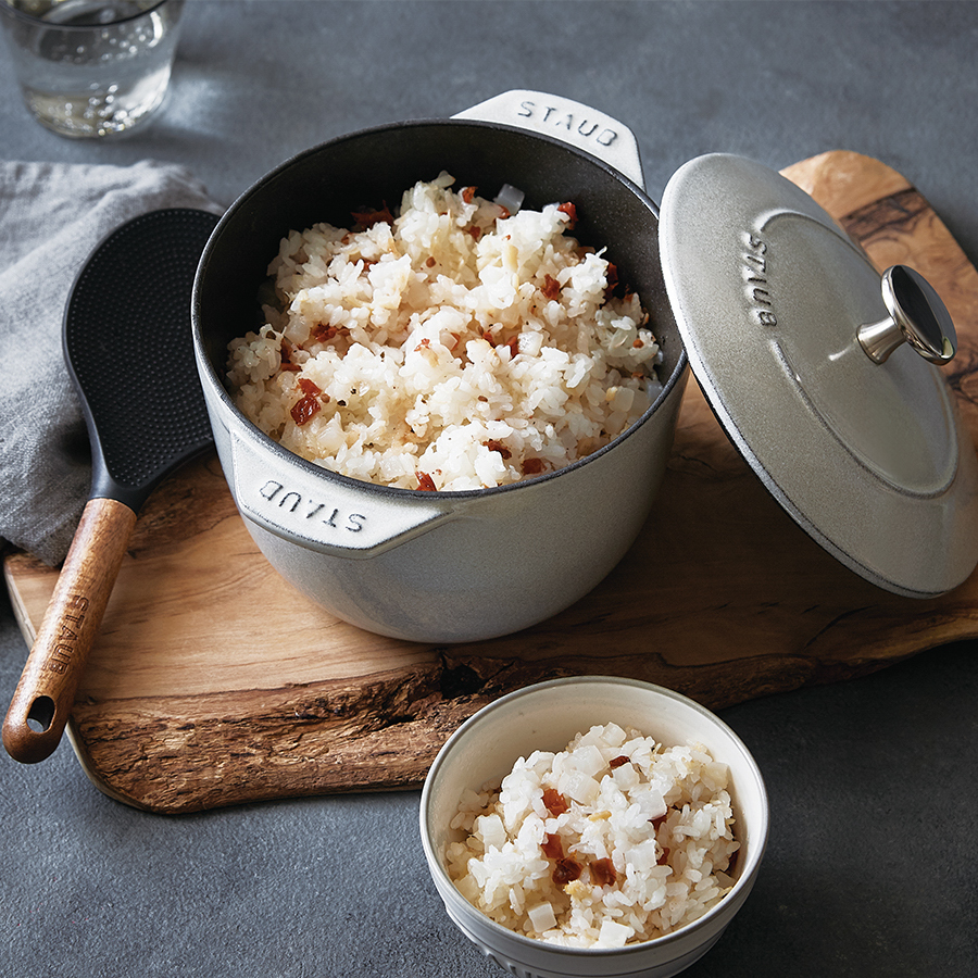 ラ ココット de GOHAN M 2合炊き | Staub（ストウブ）のプレゼント