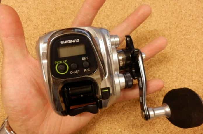 フォースマスター400の評判は？万能船釣り電動リールに迫る | TSURI