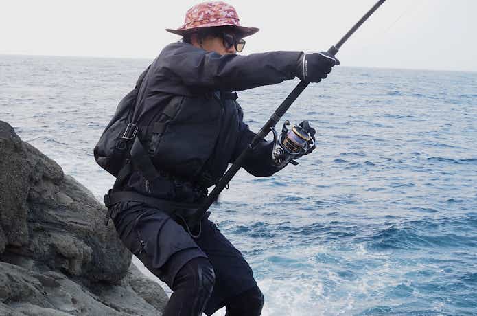 ラグゼのロックショア用品が最高だった。 | TSURI HACK[釣りハック]