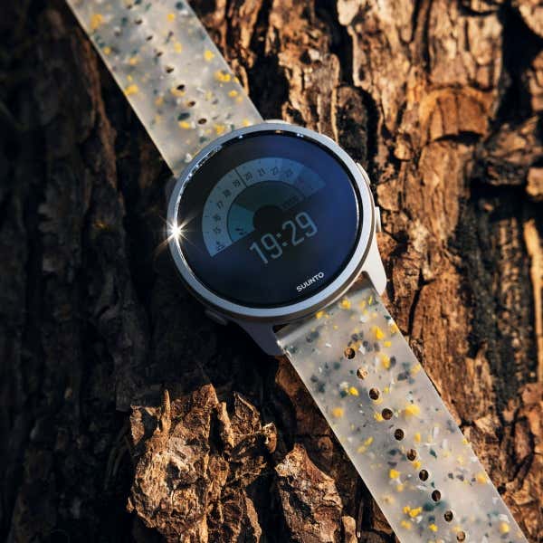 NEWS】より長く楽しく便利に！マルチスポーツウォッチ「SUUNTO 5 PEAK