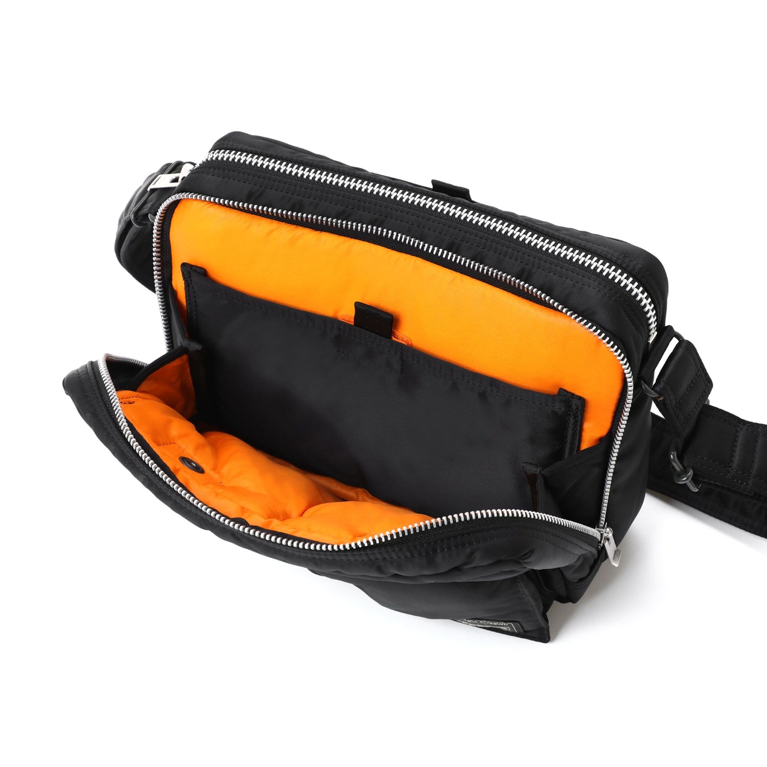 TANKER(タンカー) SLING BAG W zip | 吉田カバンホームページ