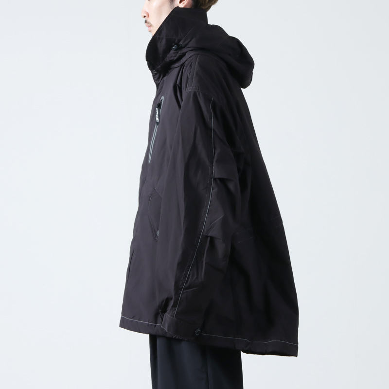 and wander (アンドワンダー) fishtail Octa coat / フィッシュテイル