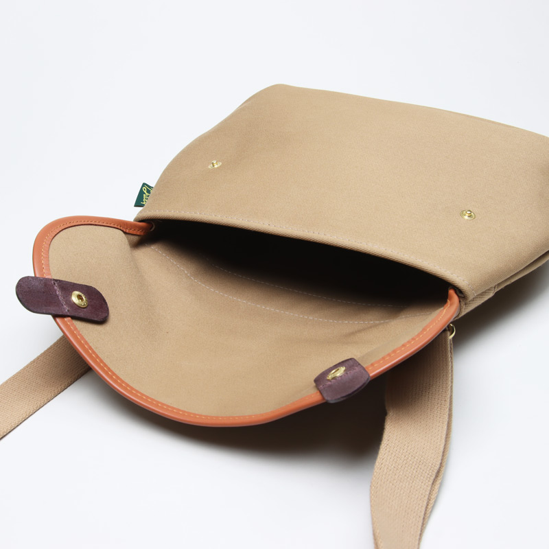 Brady (ブレディ) AVON ショルダーバッグ / エイボン