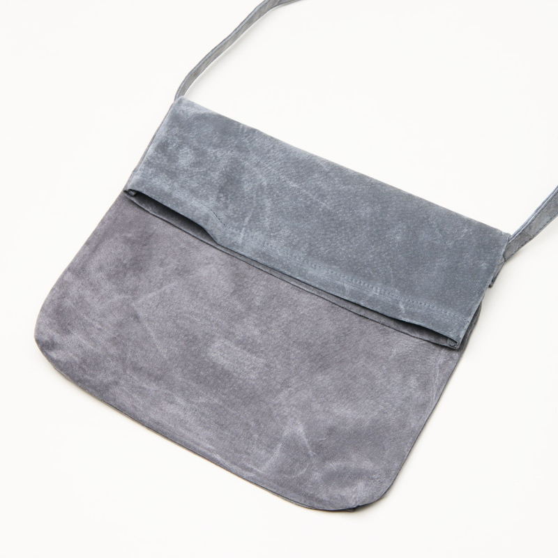 Hender Scheme (エンダースキーマ) pig flap shoulder bag small