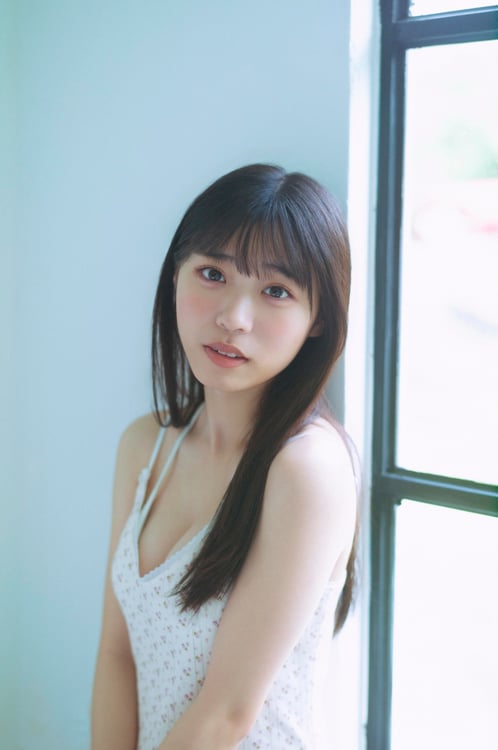 僕が見たかった青空・金澤亜美の1st写真集が発売前に重版決定、これを