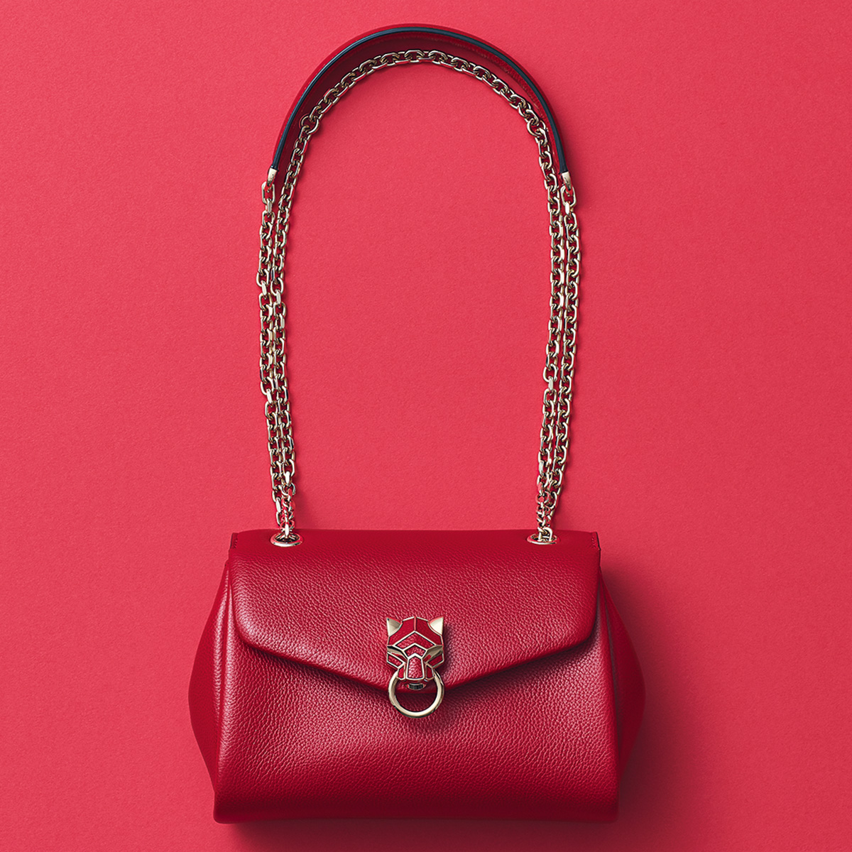 カルティエのミニバッグ】ジュエリーみたいに集めたい＆合わせたい