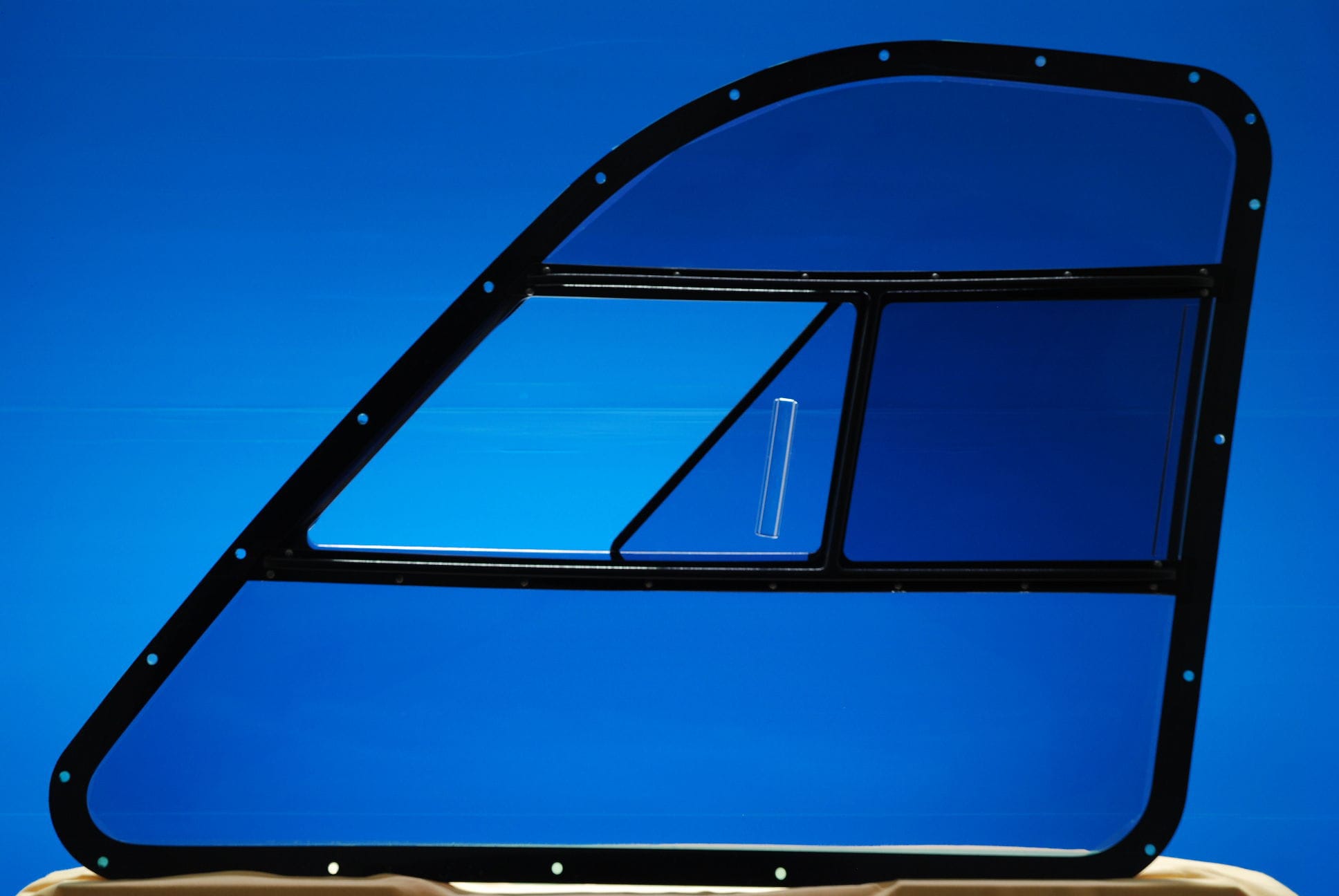 ヘリコプター用航空機の窓 - PLEXIGLAS® - PLEXIWEISS GMBH - アクリル