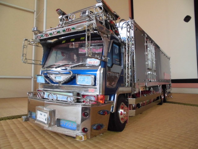 1/14 ビッグトラック キャデラックバンパー（厚さ45mm） ムネトラ 1/14