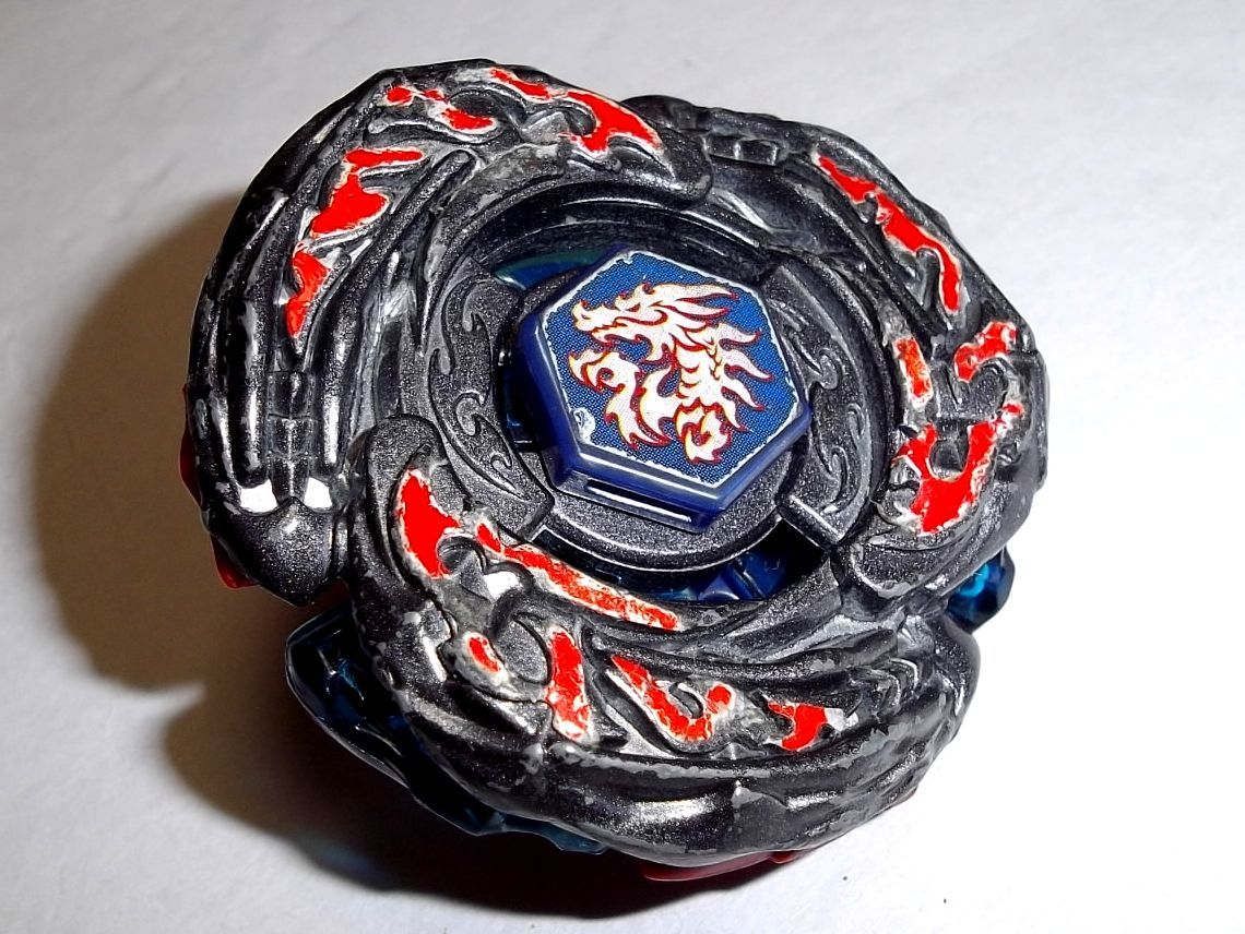 d*7様 ベイブレード エルドラゴデストロイ ゴールドアーマードver