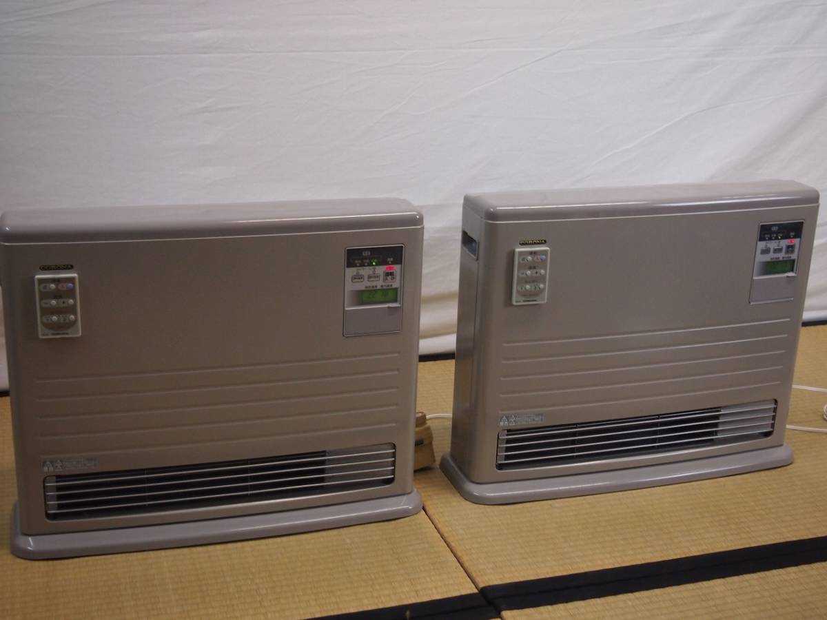 中古】CORONA 温水ルームヒーター ファンコンベクター CRH-580CS 2014