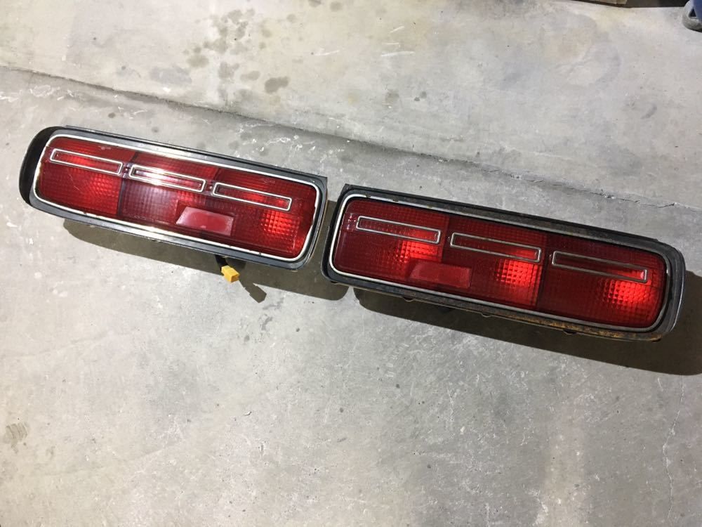 230セドリック？230グロリア？テールランプセット 当時物 旧車 絶版