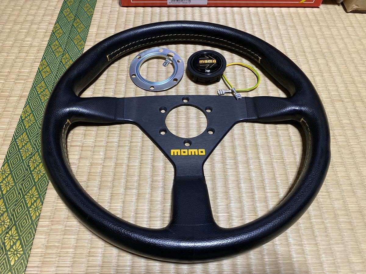 MOMO モモ ヴェローチェ ステアリング 35 φ 1992年 当時物 旧車 MOMO