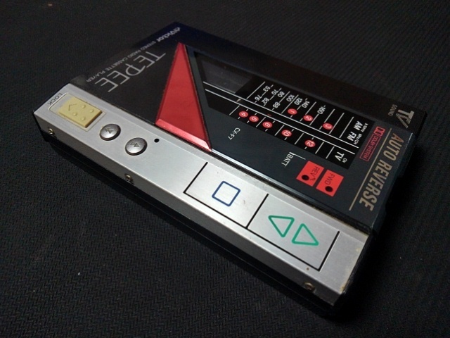☆Victor TEPEE CX-F7 ビクター カセットプレイヤー ウォークマン