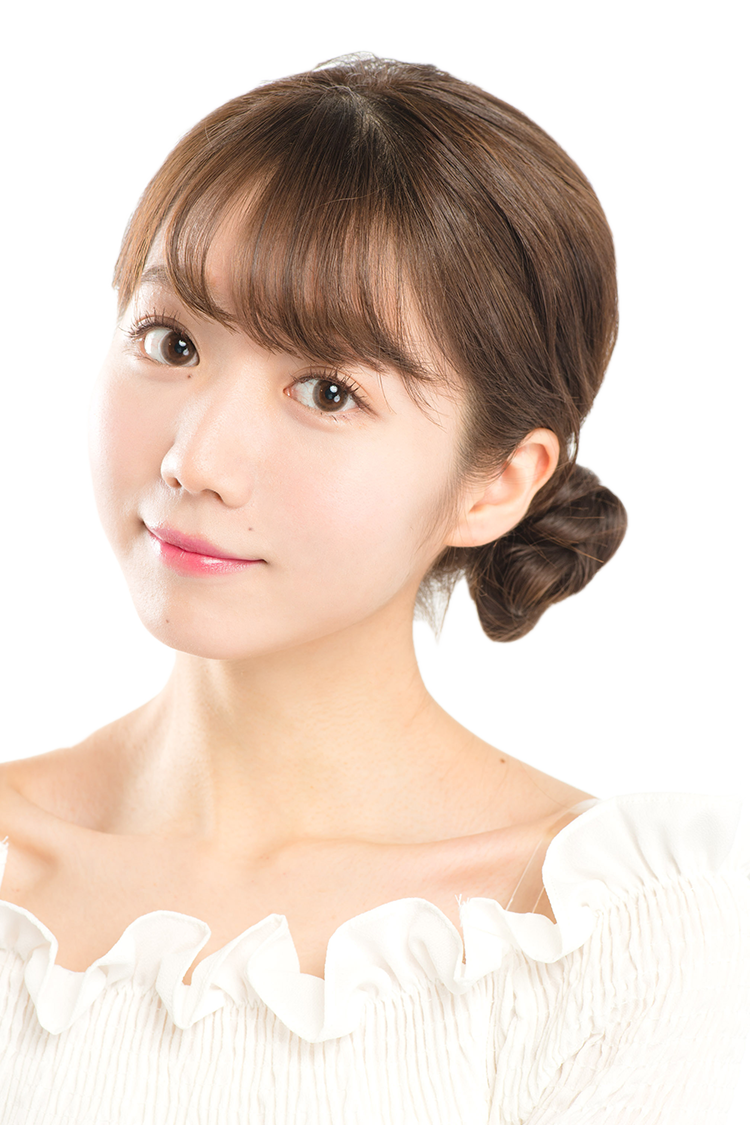 現役アイドルのテクニックが光る、上品アイメイク | bis［ビス］