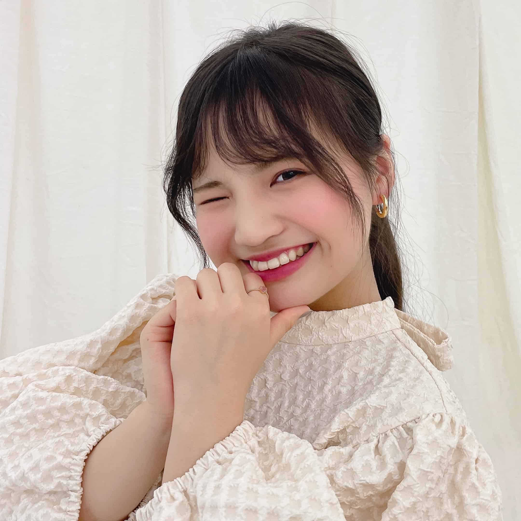 NMB48の元気印♡ 早川夢菜ちゃんの可愛い笑顔をつくるベストアイドル