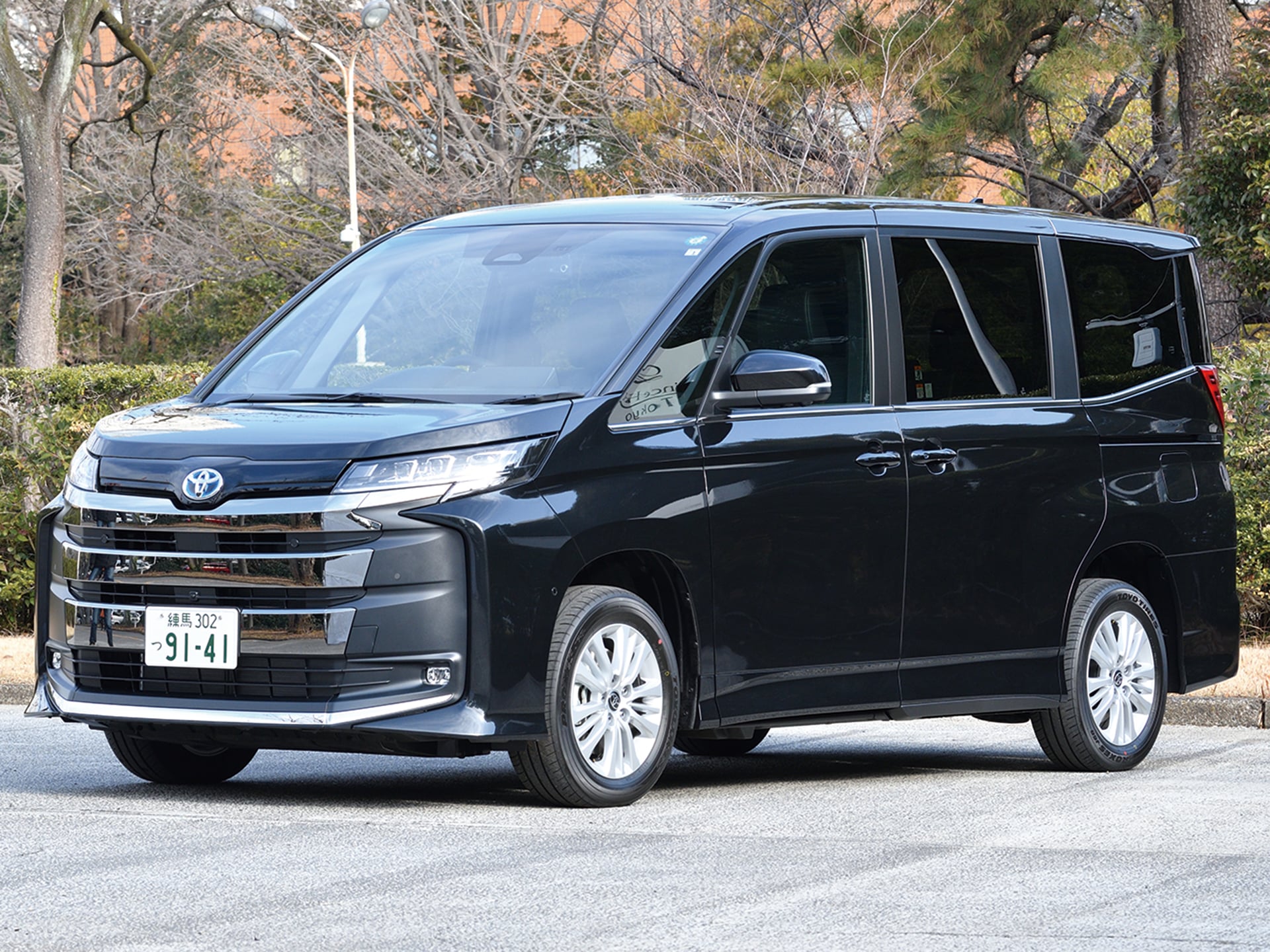 ノア（トヨタ）X（2014年4月）｜カタログから中古車を探すなら【グー