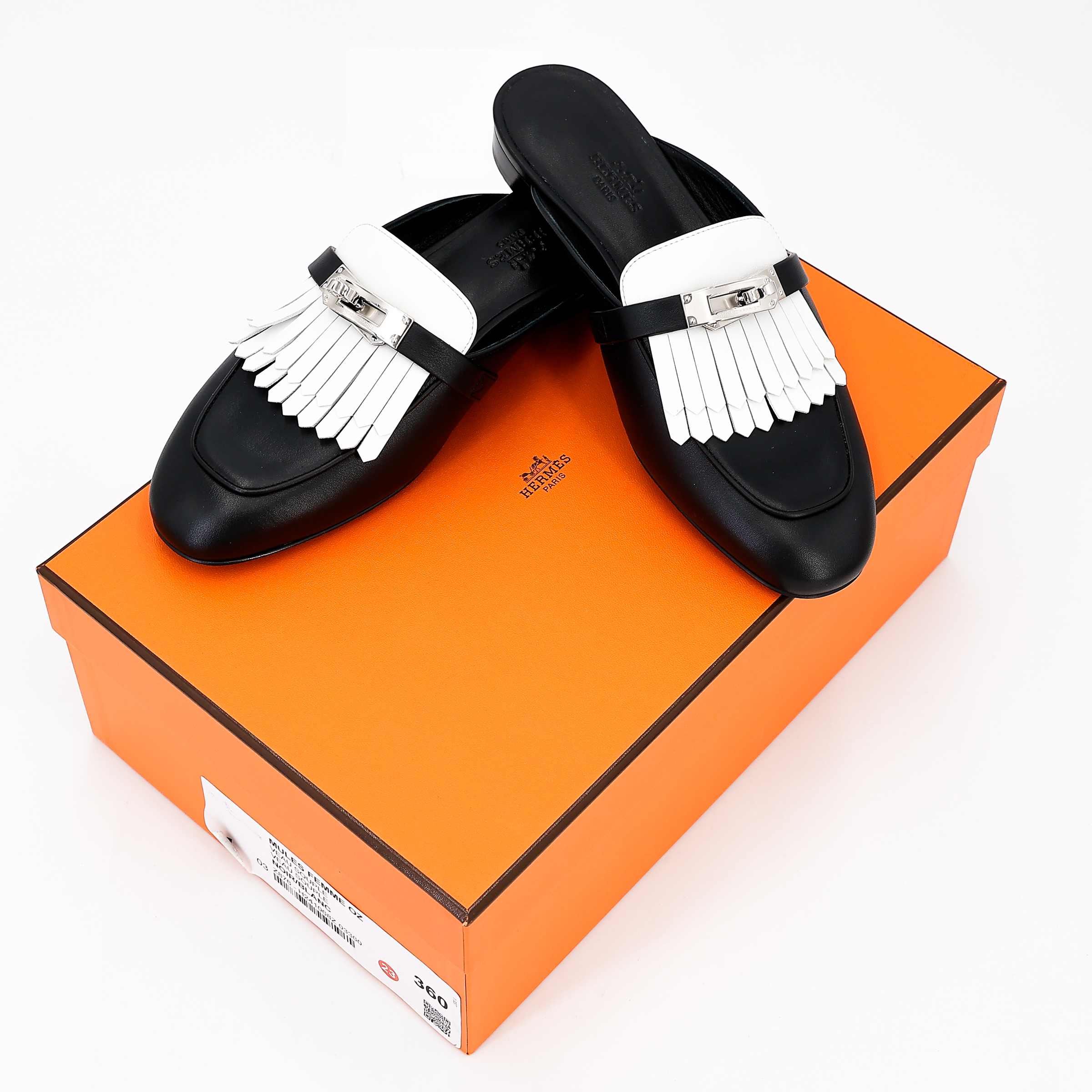 ランク N 新品 HERMÈS エルメス ミュール オズ ブラック (89) ホワイト