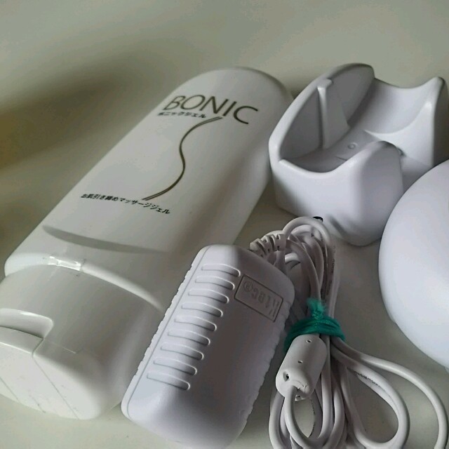 ボニック BONIC PRO EMSマシン ダイエット マッサージ 美顔器 ジェル