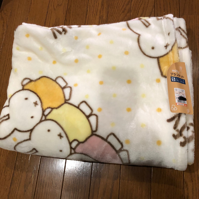 しまむら - 即日完売品！新品！しまむら ミッフィーブランケットの通販