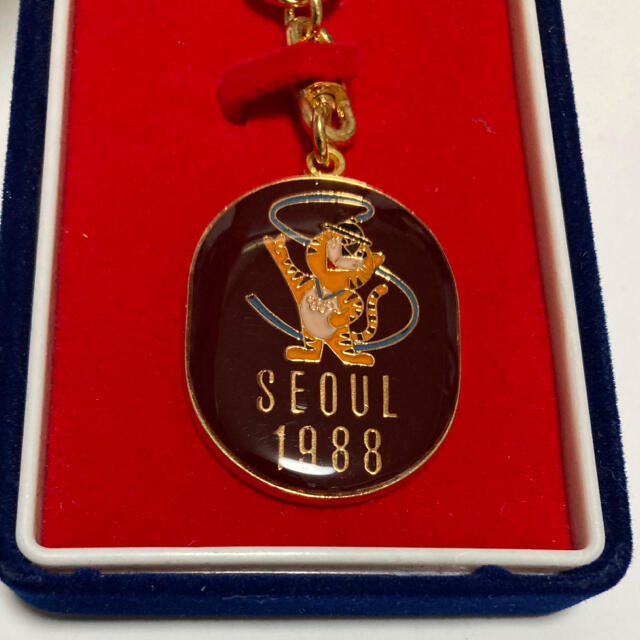1988 ソウルオリンピック キーホルダー Olympics 韓国 五輪 の通販 by