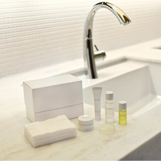 THREE - THREE ＊リズムコンフォート スキンケアセットの通販 by まき