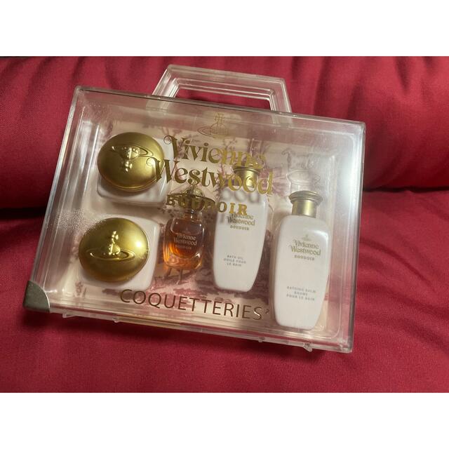 CHANEL VivienneWestwood 香水セット Vivienne Westwood 3本香水セット