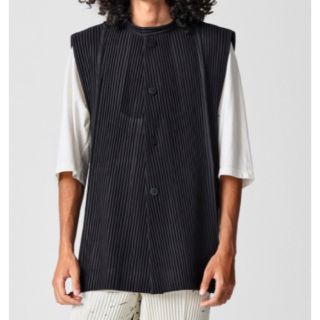 ISSEY MIYAKE（ベスト）のフリマアイテム一覧