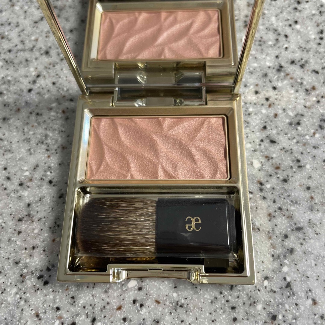 Elégance. - エレガンス チーク BE401の通販 by Mii's shop