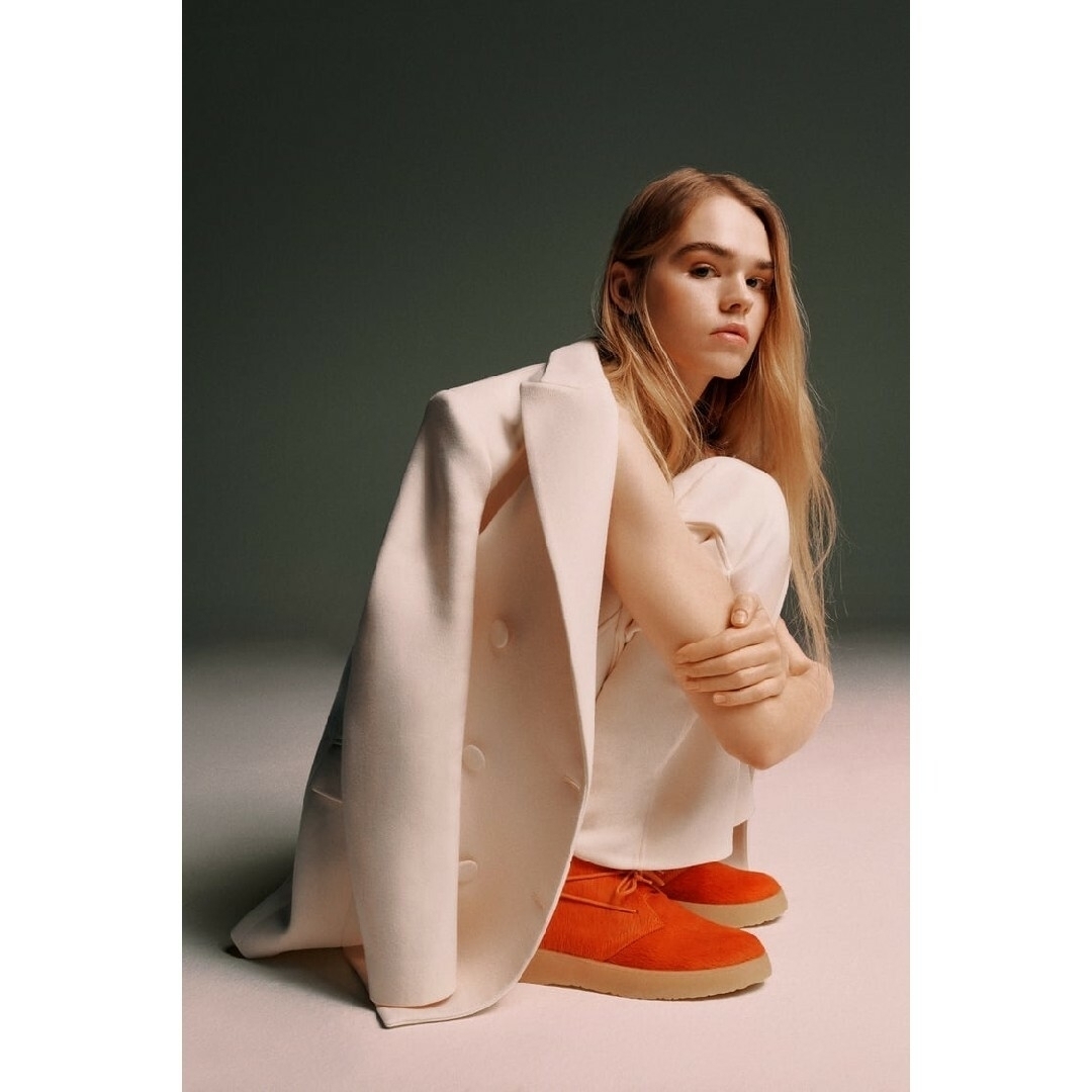 ZARA - CLARKS® X ZARA レザー ショートブーツ 38サイズ オレンジ色の