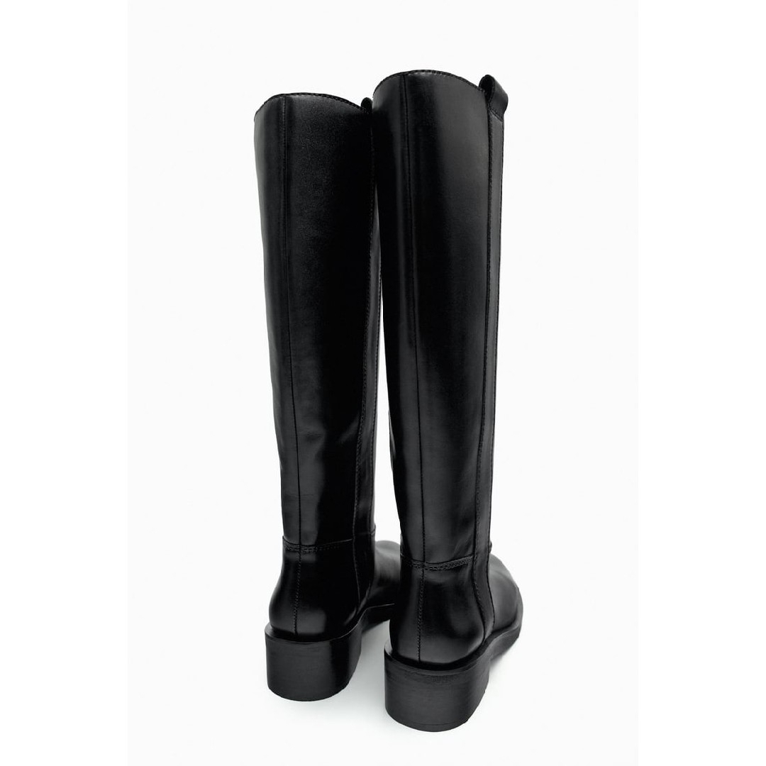 ZARA - ZARA レザーフラットブーツ 36サイズ ブラックの通販 by