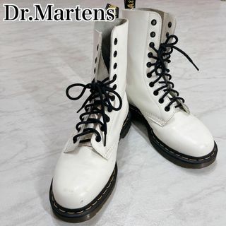 Dr.Martens（ホワイト/白色系）のフリマアイテム一覧