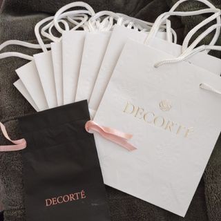 COSME DECORTE（ショップ袋 ・ ブラック/黒色系）のフリマアイテム一覧