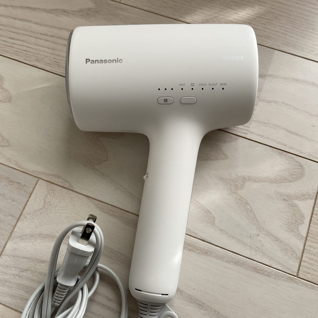 Panasonic - ［中古品］Panasonic ナノケア ウォームホワイトEH-NA0J-W