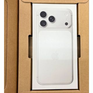 iPhone - iphone 11 本体 ジャンク品 128G simフリーの通販 by かわ