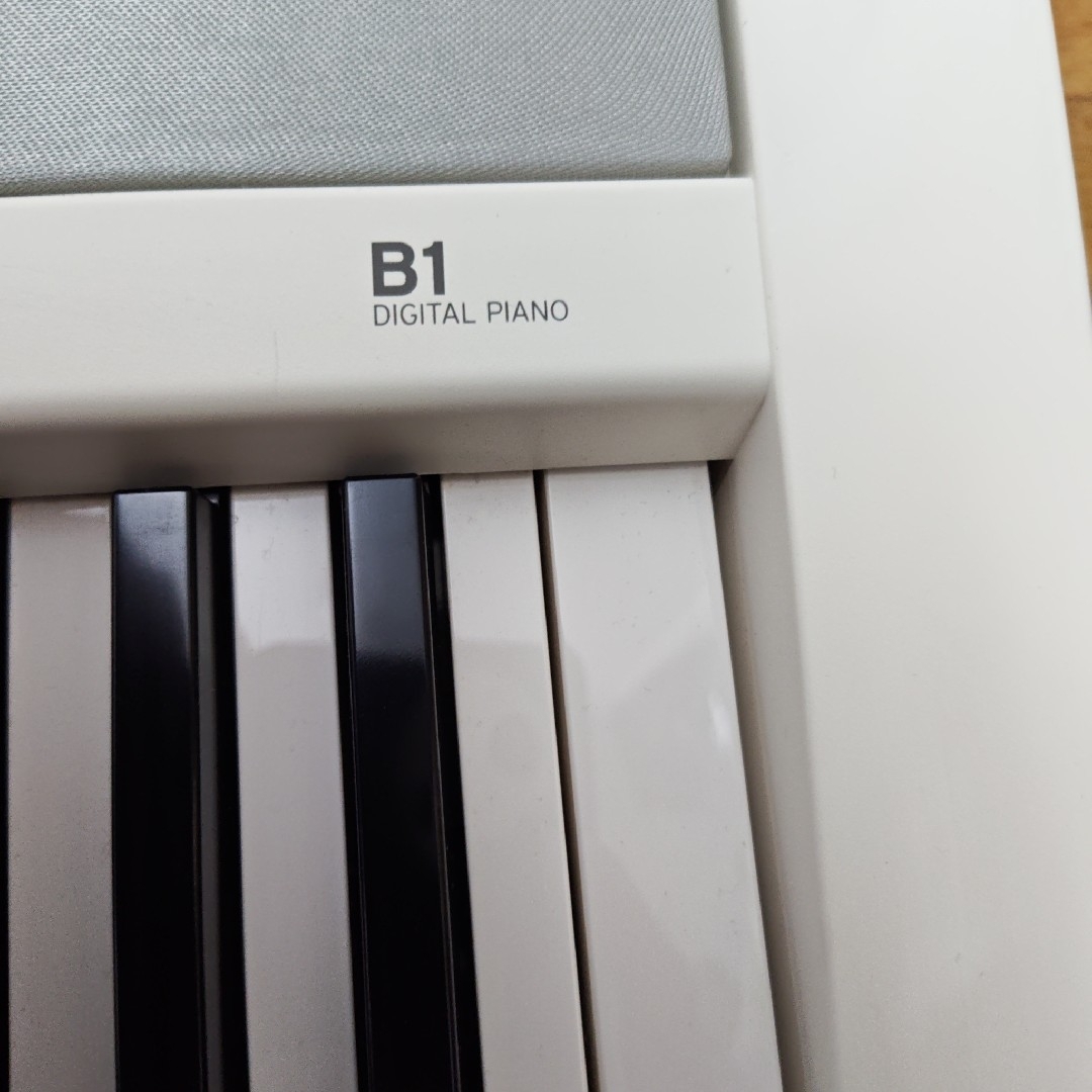 KORG - 【付属品完備】KORG B1 電子ピアノ 純正ペダル・譜面台・カバー