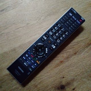 東芝 - 無線LANアダプター（TOSHIBA D-WL1）の通販 by やまちゃん