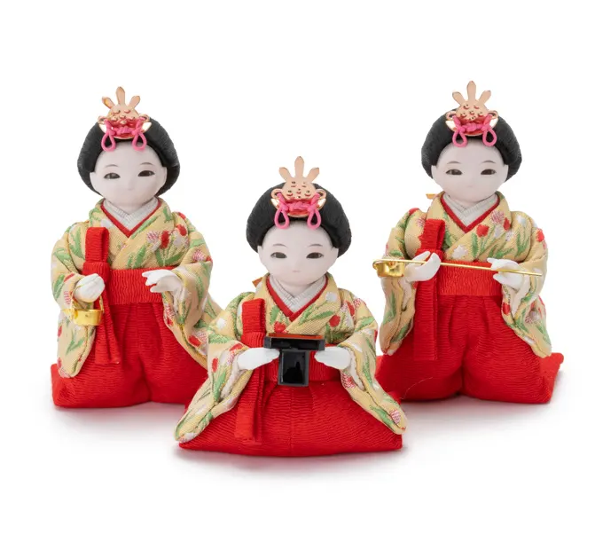 雛人形「ほのほの 三人官女 衣装着・手まり尽くし・紅色」｜雛人形の