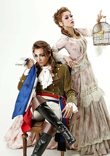 宝塚雪組 ミュージカル『ひかりふる路（みち） 革命家、マクシミリアン