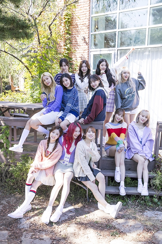 IZ*ONE SPECIAL SURPR*IZ PHOTO BOX : IZ*ONE | HMV&BOOKS online