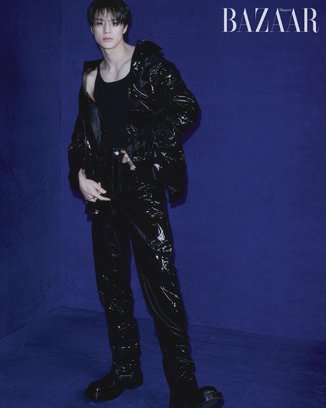 Harper's Bazaar 2023年 10月号(Korea)表紙: ジェニー(Blackpink)d