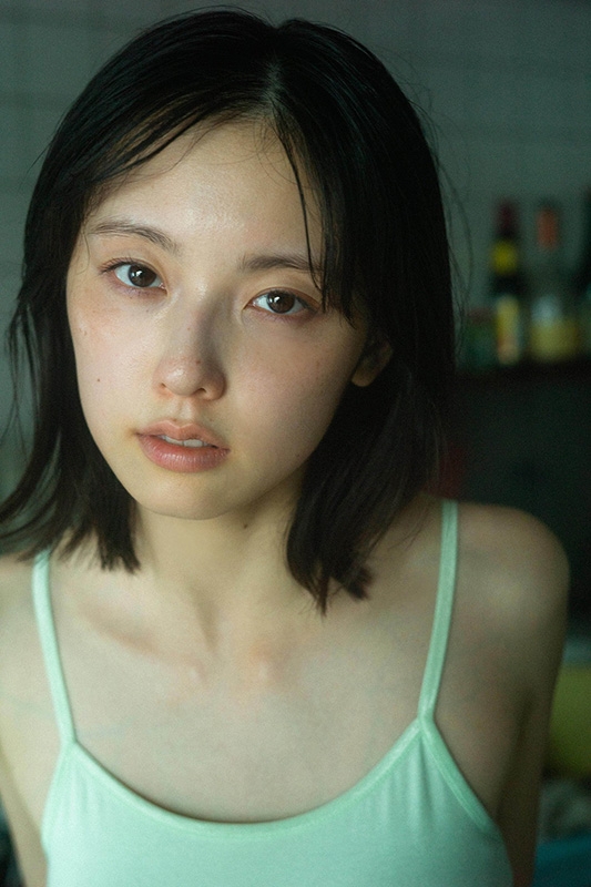 加藤小夏 写真集 二日月［B.L.T.MOOK］ : 加藤小夏 | HMV&BOOKS online