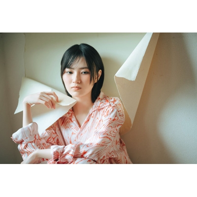 HMV限定特典：的野美青（櫻坂46）両面超ビッグポスター》B.L.T.2025年