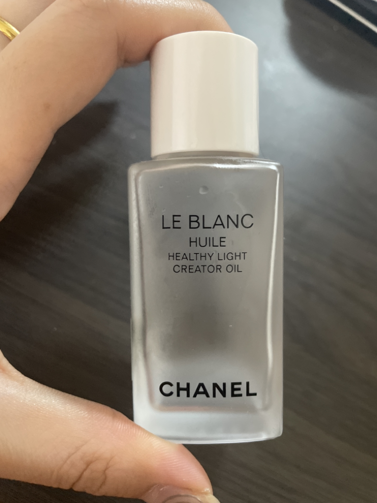 CHANEL LE BLANC HUILE HEALTHY LIGHT CREATOR OIL Reviews | Hwahae