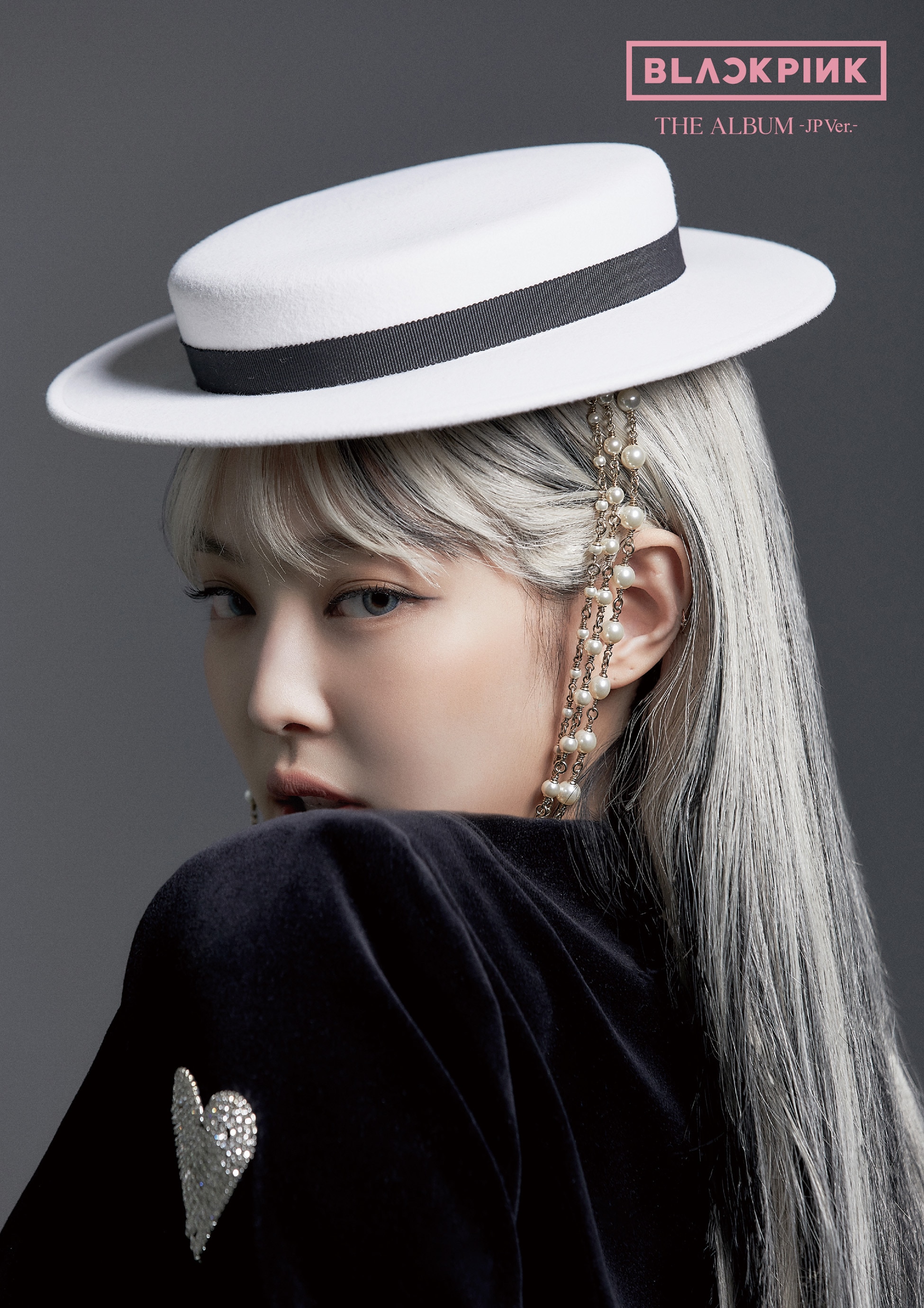 JAPAN 1st FULL ALBUM「THE ALBUM -JP Ver.-」