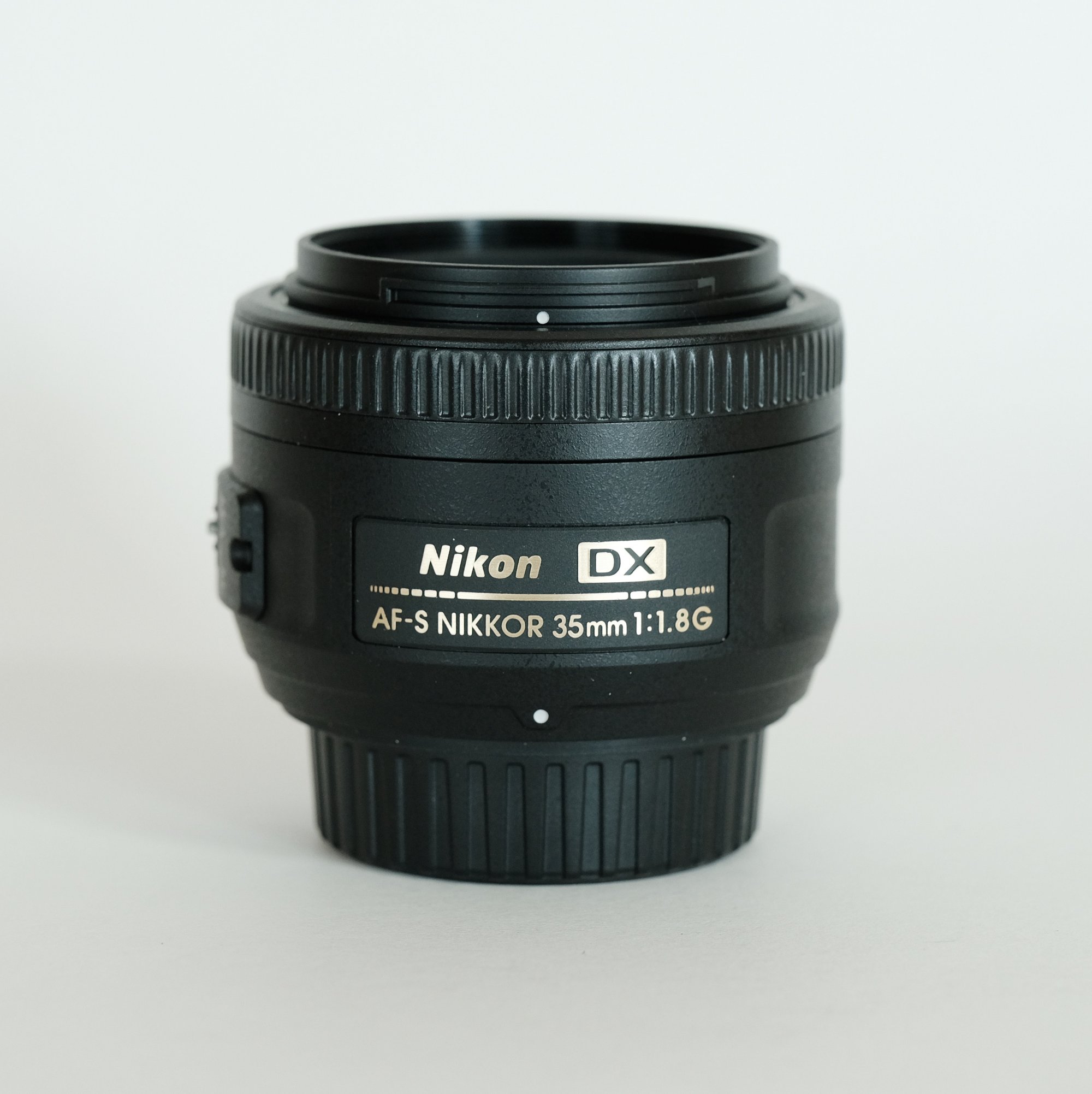 Nikon AF-S DX NIKKOR 35mm f/1.8Gを徹底解説。作例からレビューまで